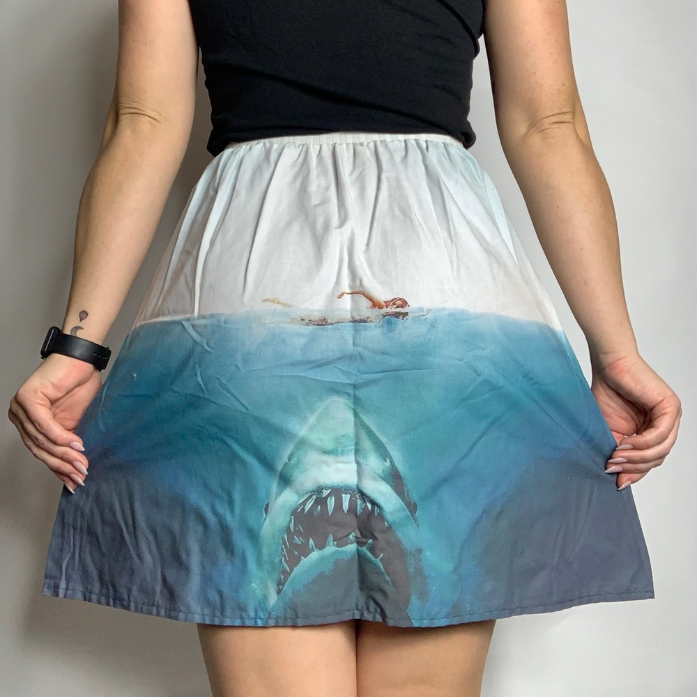 JAWS skirt